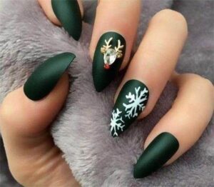 green christmas nail art