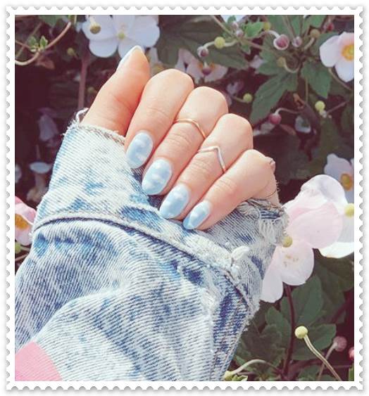 Cloud-Nail-Art-Design-pictures-easy-and-simple