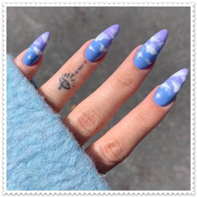Cloud-Nails-for-summer