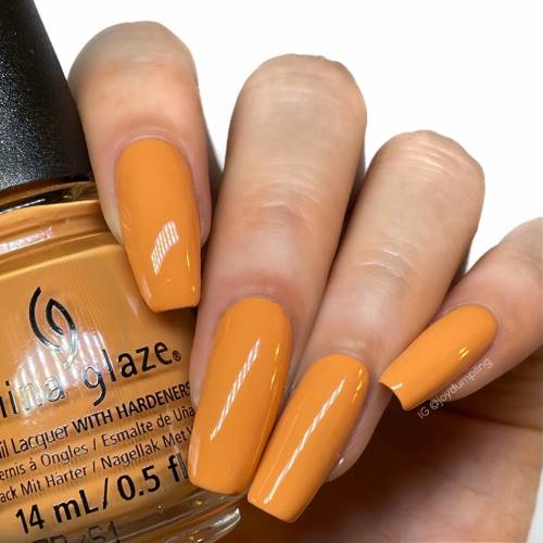 Orange spring nail polish