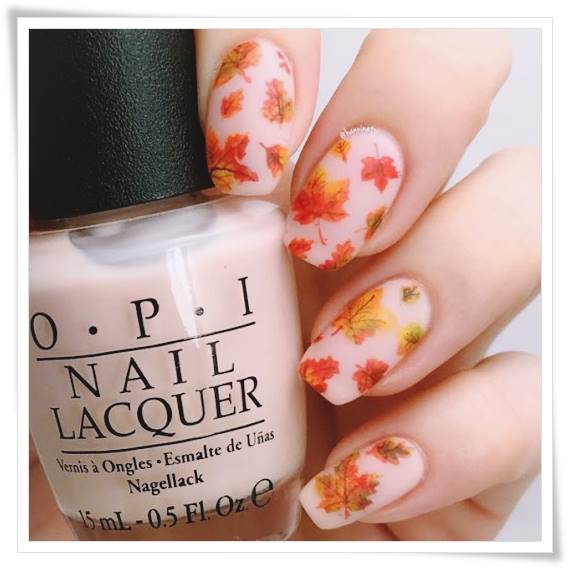 Fall-leaves-french-nails-2021