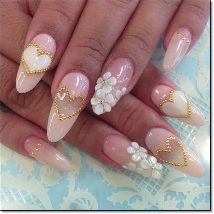 White-3d-Flowers-Nail-Art-With-Golden