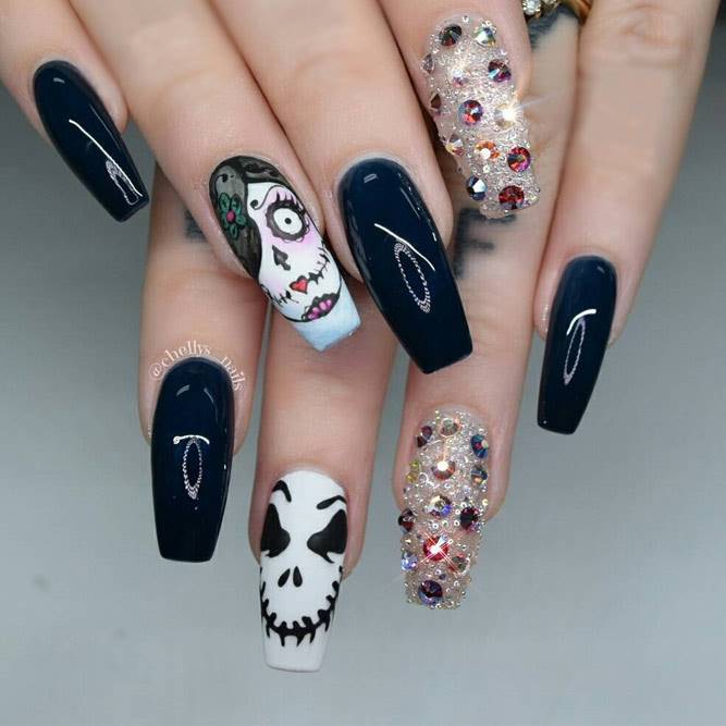 stylish-halloween-nails-coffin-skeletton-zombie-