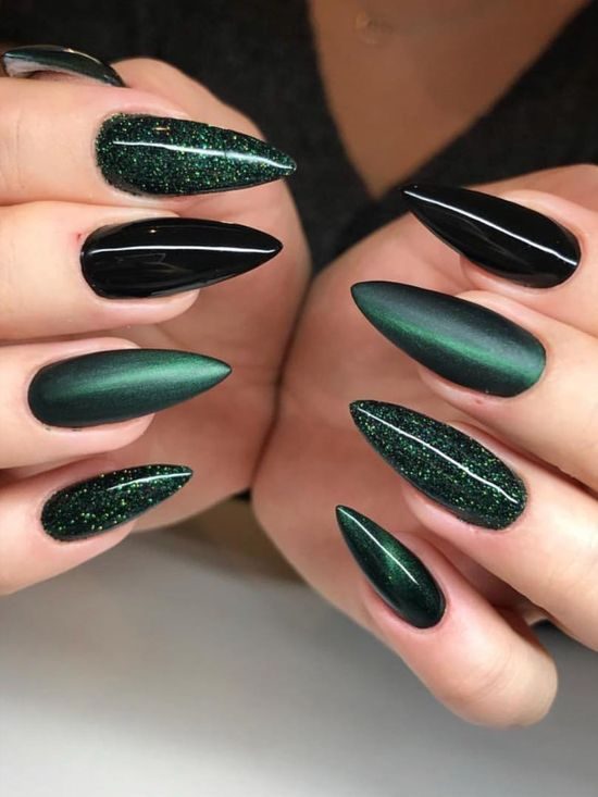 Emerald Green Nail Ideas To Try This Year
